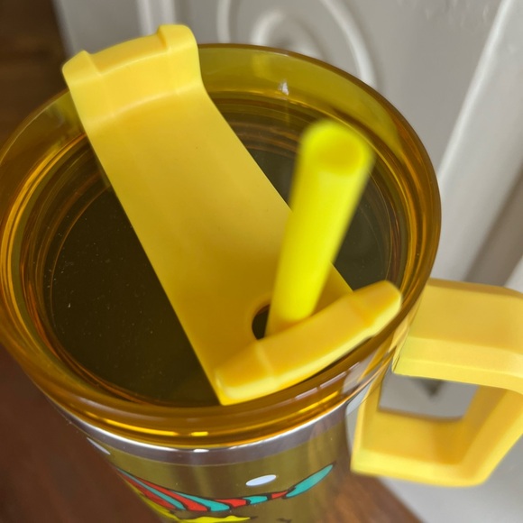 Peanuts Woodstock Snoopy NEW Gold Tumbler Cup - Picture 2 of 5